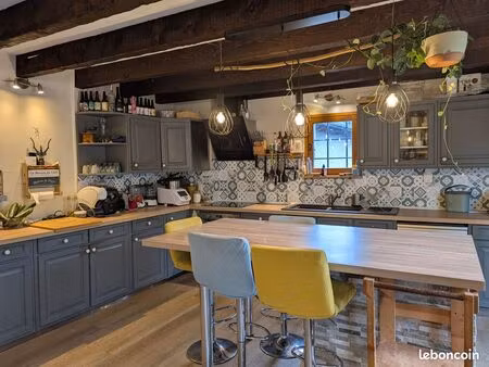 maison familiale 195m²