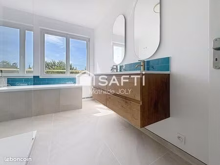 propriété 5 pièces 119 m²