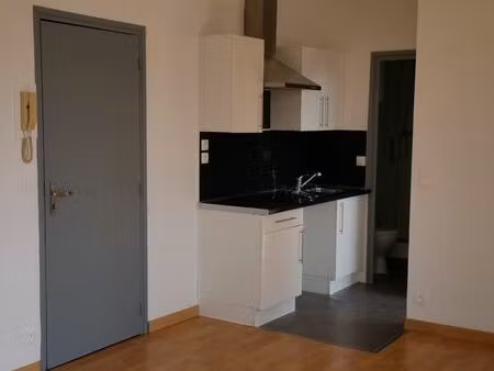 t2 hazebrouck à deux pas de la gare