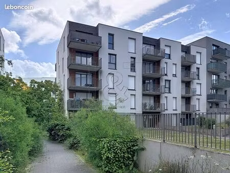 appartement 3 pièces 63 m²