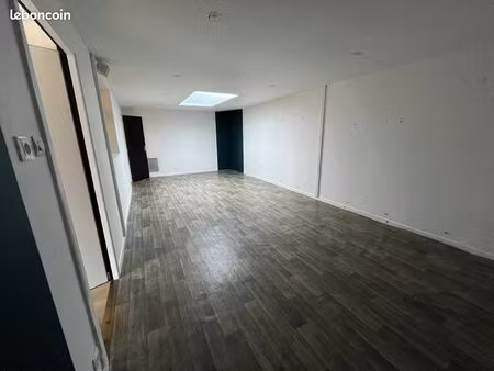 bureaux 90 m²
