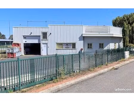 local d'activité 380 m²