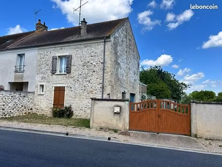 maison 3 pièces 80 m²
