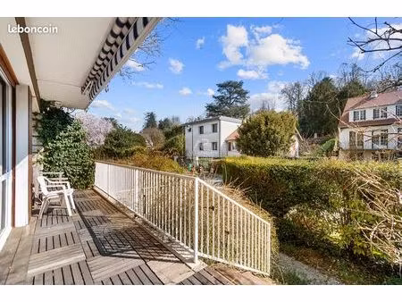 maison 5 pièces 111 m²