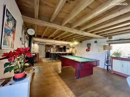maison 6 pièces 187 m²