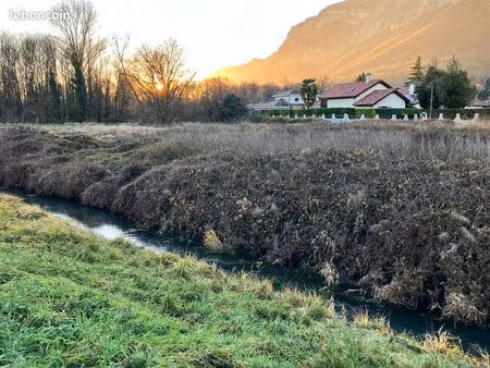 terrain à louer