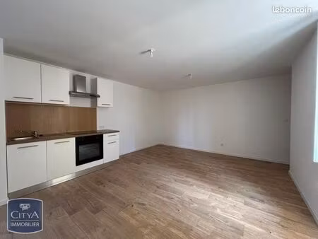 studio 1 pièce 37 m²