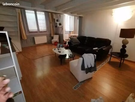 meublé 64m2 lyon part dieu deruelle - 1080 euros