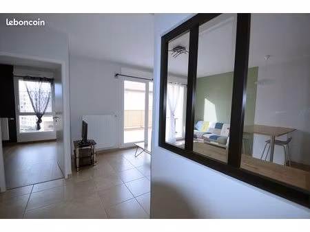 magnifique 2 pieces t2 - grand balcon - vienne + garage