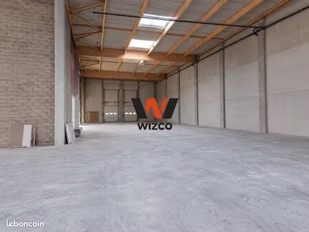local 5500 m² louvres
