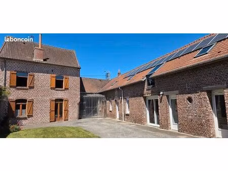 maison plus un logement privatif en centre ville