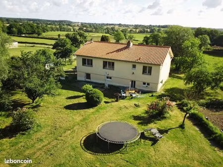 ? vends maison familiale 200 m² – secteur faye-l’abbesse – 1 hectare de terrain – environn