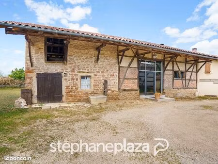 ferme 2 pièces 67 m²