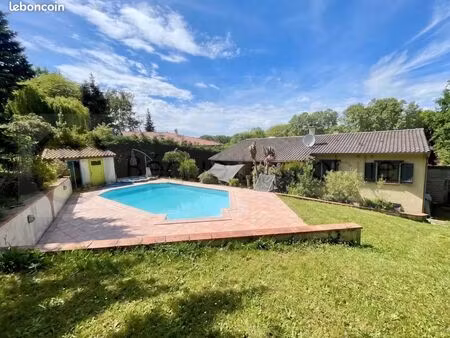 maison 6 pièces 133 m²