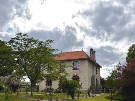 maison de maître avec dépendances