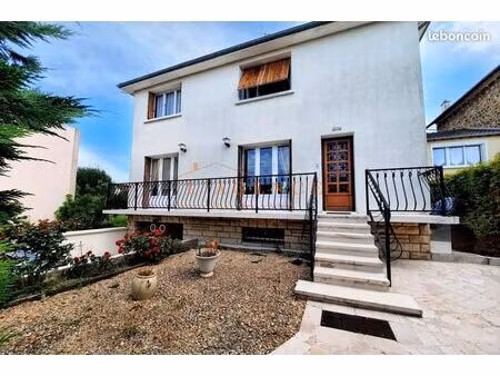 maison 5 pièces 153 m²