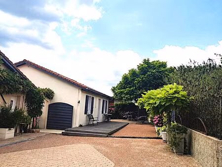 maison 4 pièces 111 m²