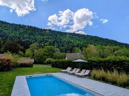 maison 5 pièces 192 m²
