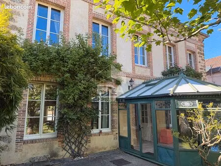 propriété 8 pièces 207 m²