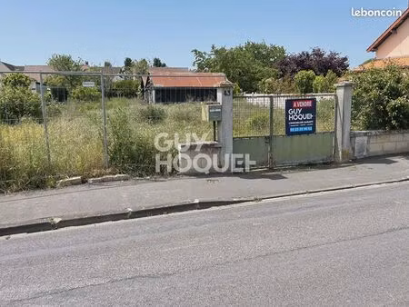 terrain 86 m² laon