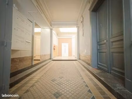 t1 meublé de caractère 30m² – charme haussmannien & calme – roubaix centre