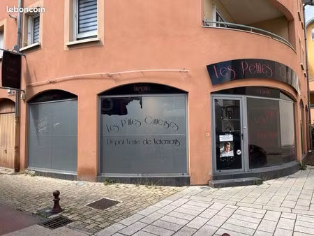 bourgoin centre local commercial 70m2