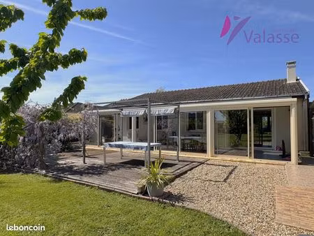 maison 5 pièces 148 m²