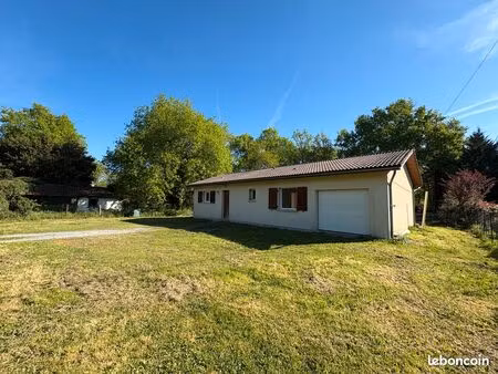 maison plain-pied 3 chambres – grand terrain 1 759 m² - garage