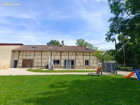 ferme 6 pièces 201 m²