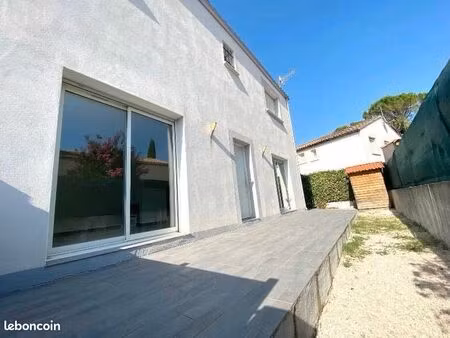 jolie maison t4 avec terrasse et parking privé