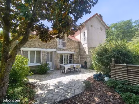 maison 6 pièces 160 m²