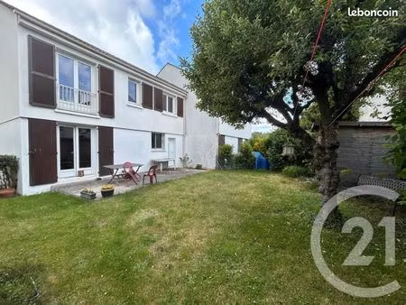 maison 5 pièces 93 m²