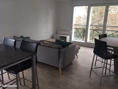 f2 meuble entièrement rénové 47 m2 calme