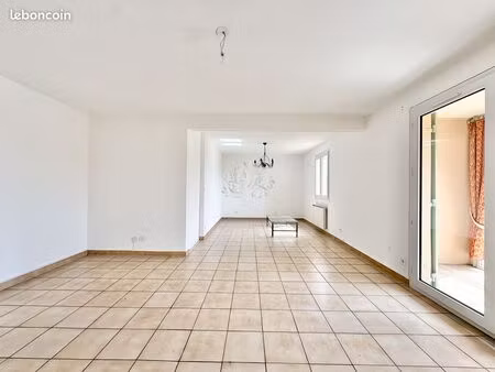 appartement 4 pièces 81 m²