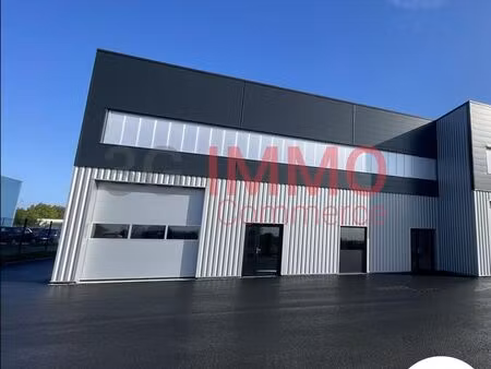 location pro | local industriel / bâtiment | 220 m² | chauray