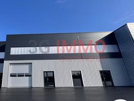 location pro | local industriel / bâtiment | 301 m² | chauray