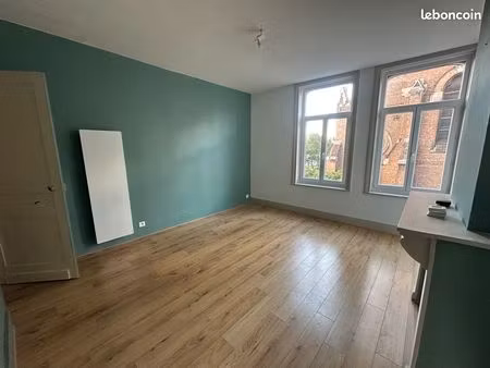 maison . 4 pièces . 85m²