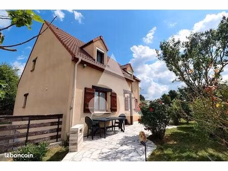 maison 7 pièces 115 m²