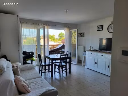t3 avec balcon biganos