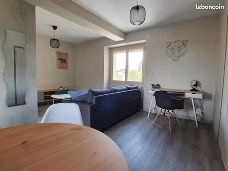 t1 bis meublé climatisé avec parking – carmaux centre – appartement lumineux