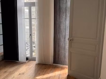 local / bureau professionnel hypercentre de rochefort