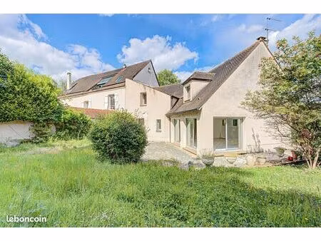 pavillon 5 pièces 151 m²