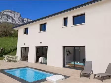 maison 5 pièces 137 m²