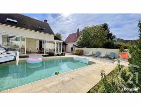 maison 7 pièces 135 m²