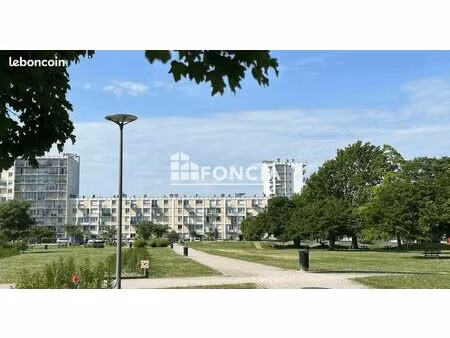 appartement t1 en rez-de-chaussée avec cave en sous-sol