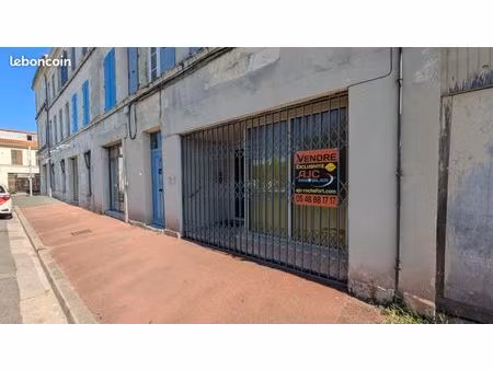 local bureaux 51 m²