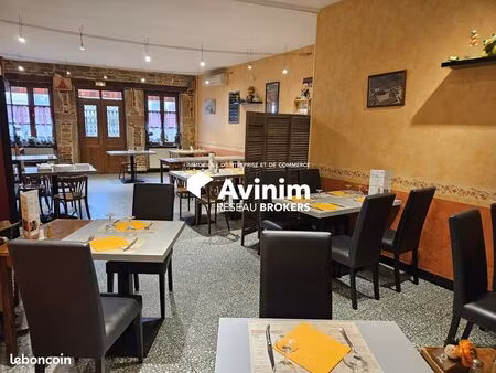 bar  restaurant 596 m² pirajoux