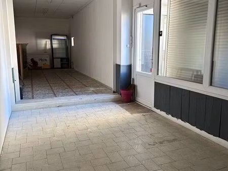 murs commerciaux 53 m2 vandré pour tous commerces