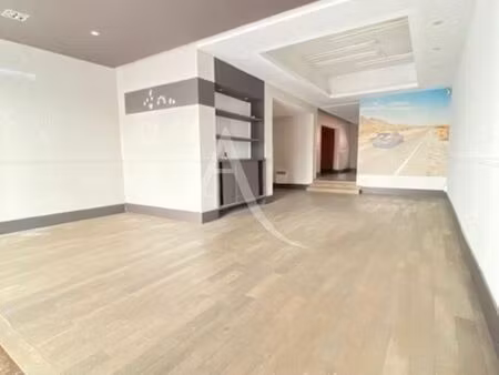 local commercial 120 m² la rochelle