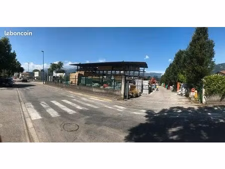 local d'activite 219 m² saint martin d'heres
